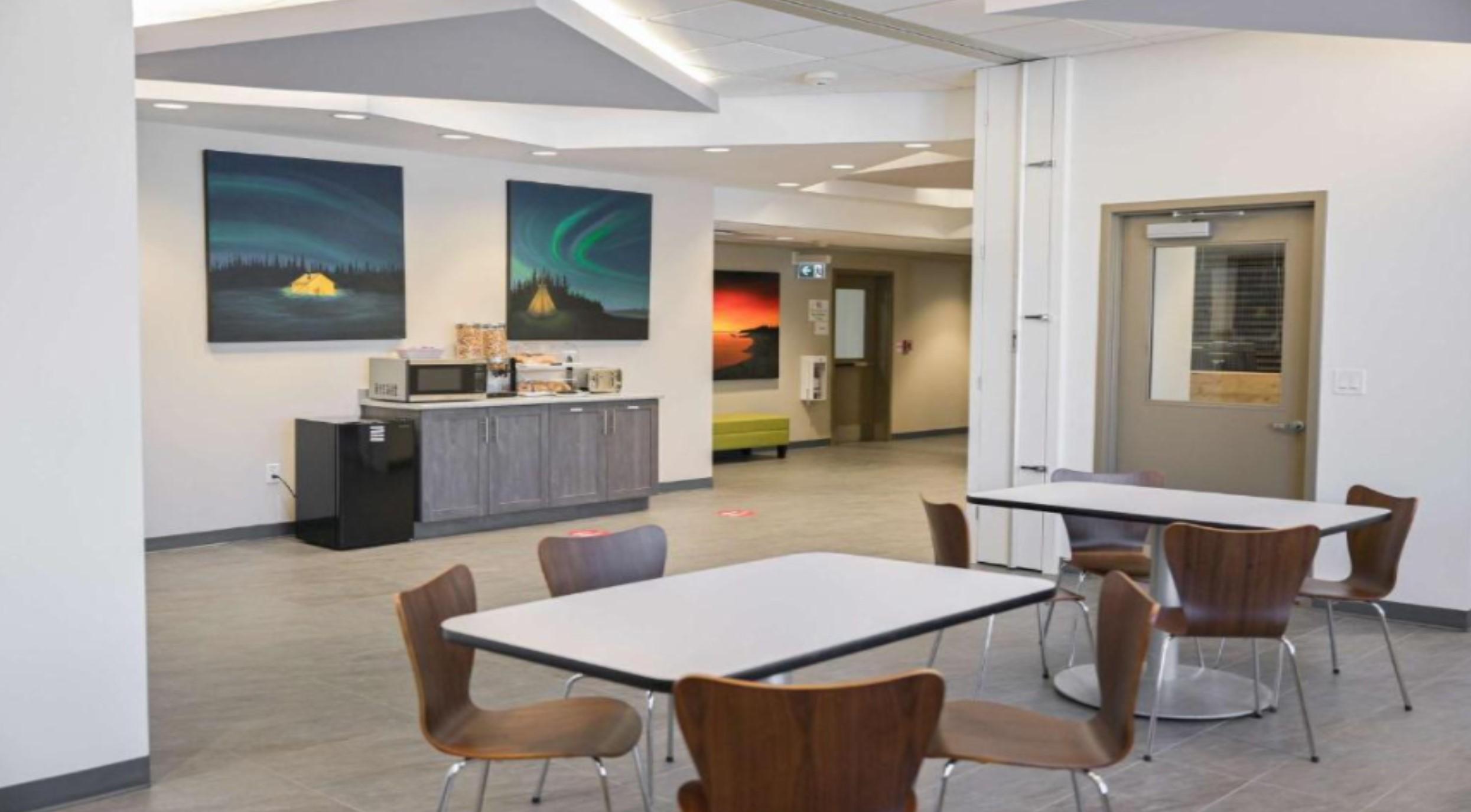 Super 8 By Wyndham Moosonee Otel Dış mekan fotoğraf