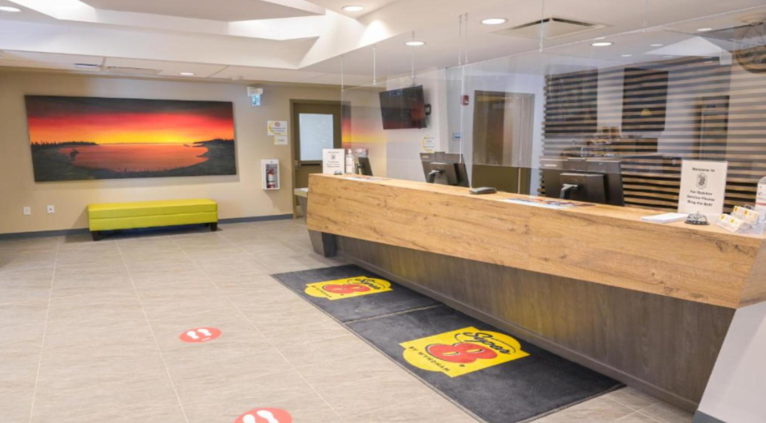 Super 8 By Wyndham Moosonee Otel Dış mekan fotoğraf
